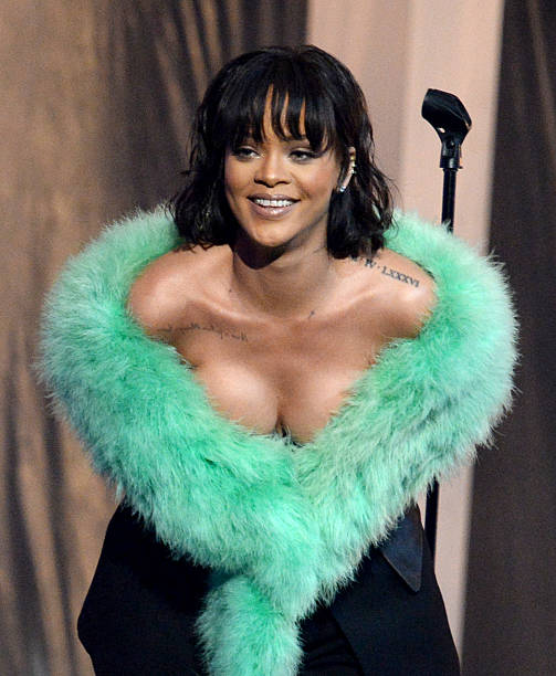 Gallery of Rihanna (Robyn Fenty)
