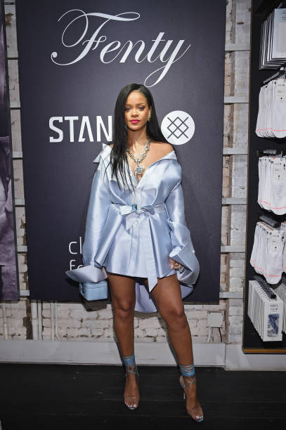 Gallery of Rihanna (Robyn Fenty)
