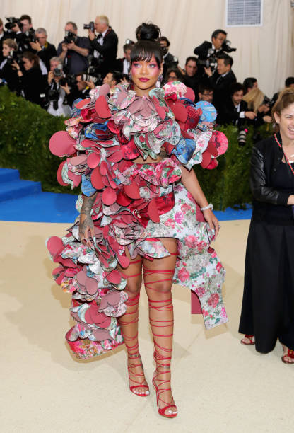 Gallery of Rihanna (Robyn Fenty)