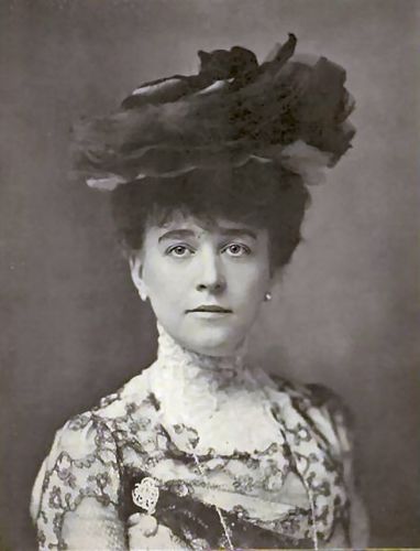 Clara Bloodgood
