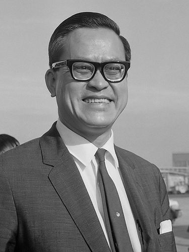 Yong Nyuk Lin
