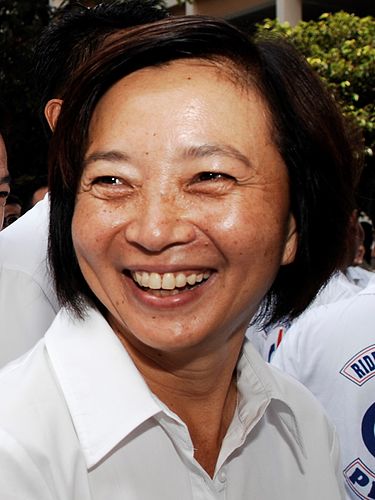 Lee Bee Wah