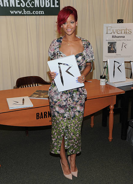 Gallery of Rihanna (Robyn Fenty)