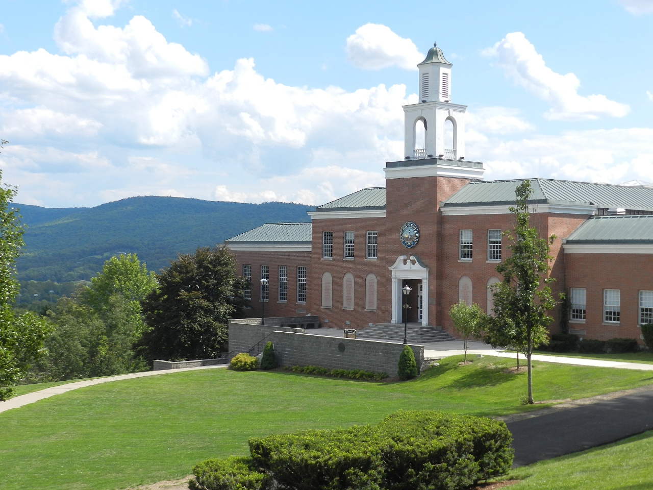 Education period of Scott Adams in The Hartwick College