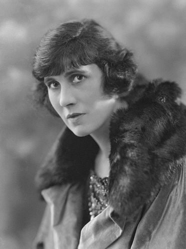 Hilda Moore
