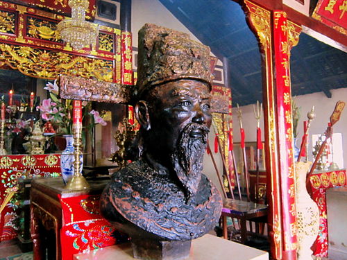 Thoai Ngoc Hau