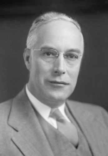 William H. WILLS