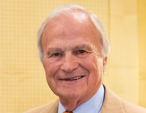 Claude Bebear