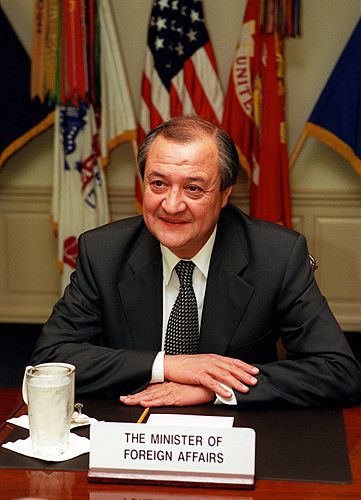 Abdulaziz Komilov