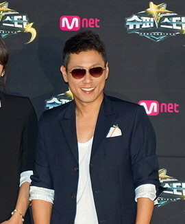 Yoon Jong-shin