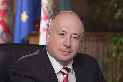 Akos Kriza