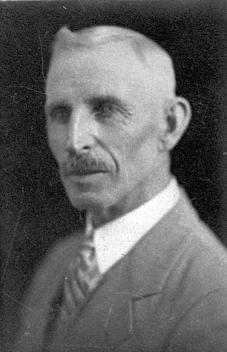 Willard Washburn