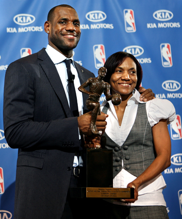 Mother: Gloria Marie James