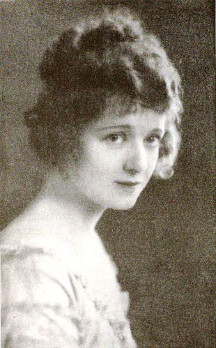 Vivian Martin