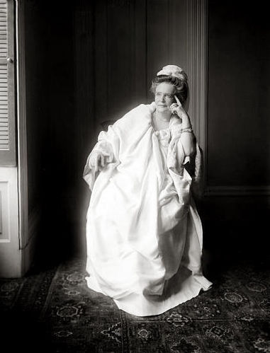 Swami Laura Horos