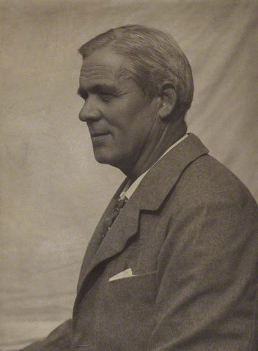 Thomas Holding