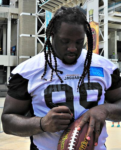 Sen'Derrick Marks