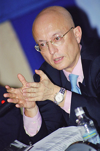 Сергеи Karaganov