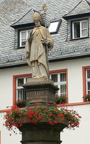 Saint Lullus