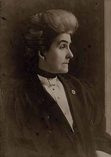 Phoebe Couzins