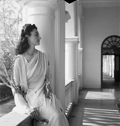 Princess Durru Shehvar