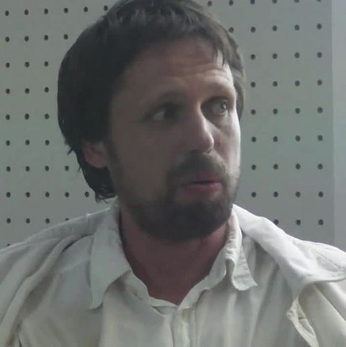 Miklavz Komelj