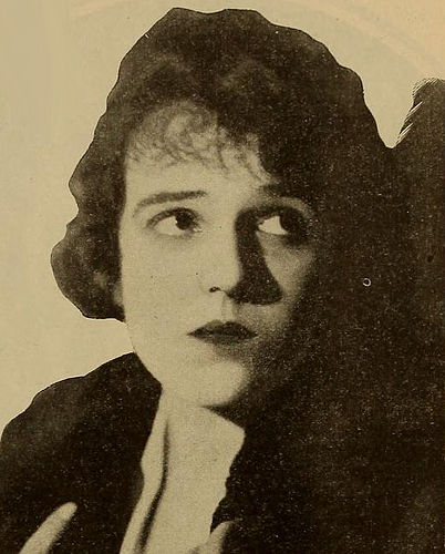 Nina Byron
