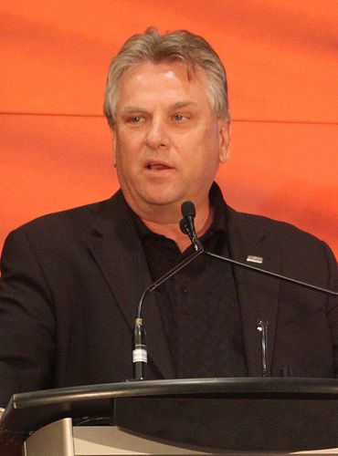 Ken Lewenza