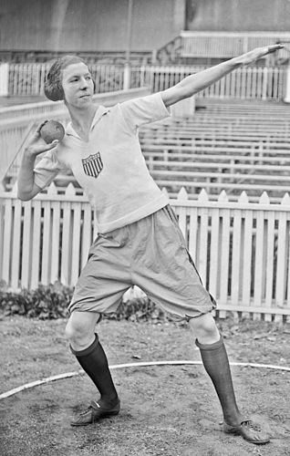 Lucile Godbold