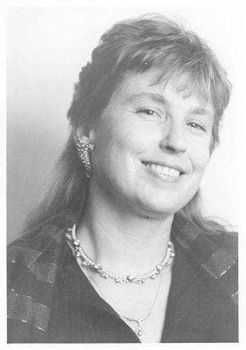 Jerilyn Lee Brandelius