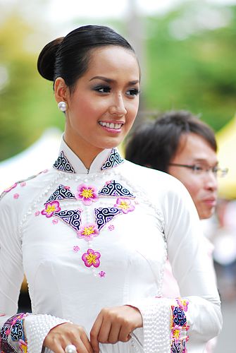 Mai Phuong Thuy