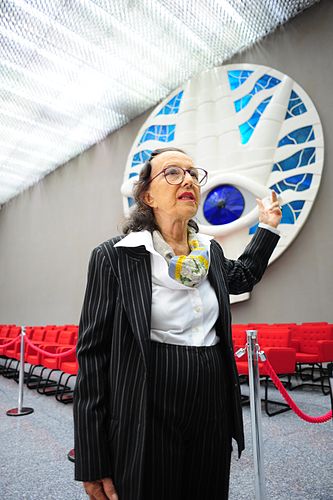 Marianne Peretti