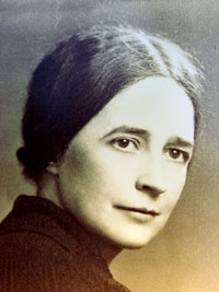 Mary Oliphant