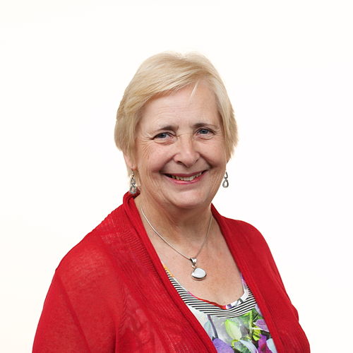 Gwenda Thomas