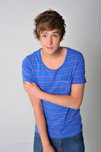 Iain Stirling