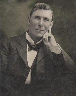 Bland Holt
