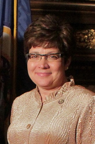 Carla Nelson