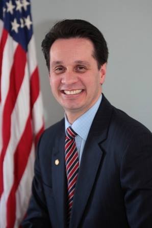 Viriato Vinny Manuel DeMacedo