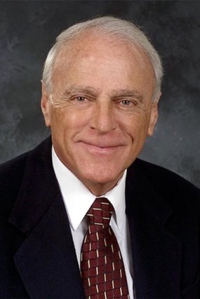 Karl W. Boyes