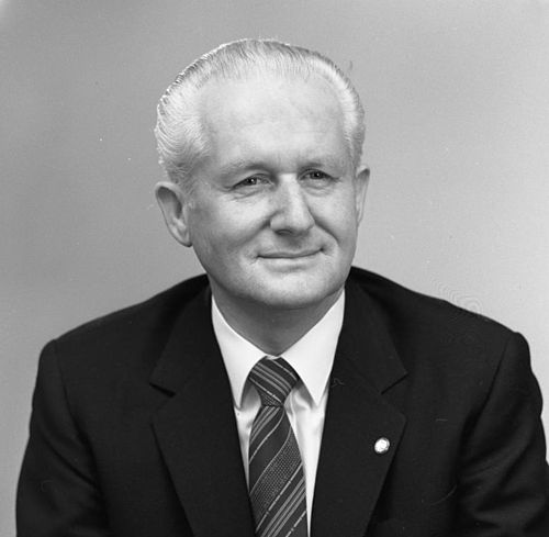 Gunter MITTAG