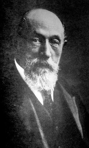 William Distant