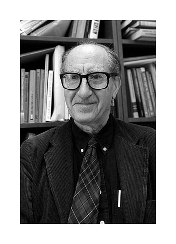 Vicenc Navarro