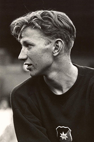 Ake Hallgren