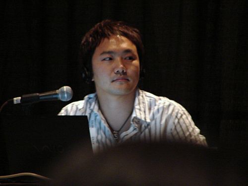 Tsutomu Kouno