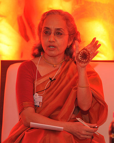Rajni Bakshi