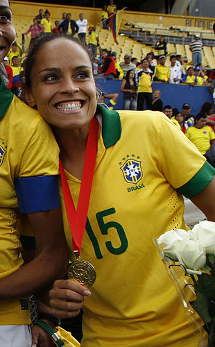 Monica Alves