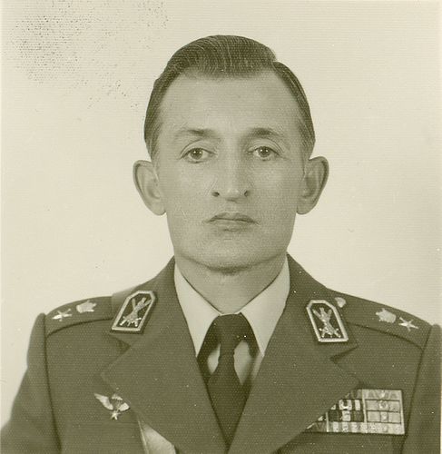 Nosratollah Momtahen