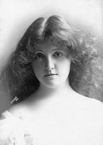 Laura Crews