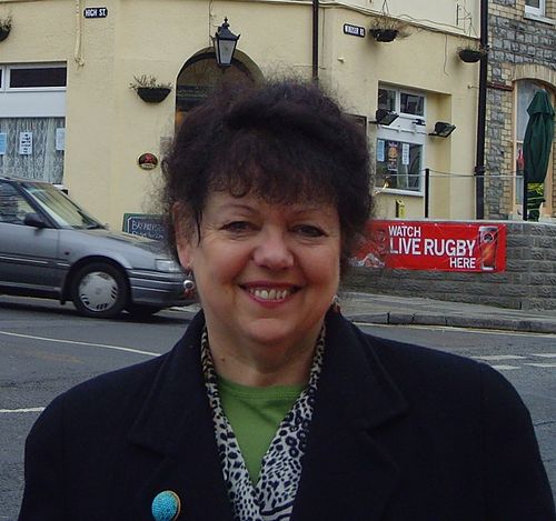 Lorraine Barrett
