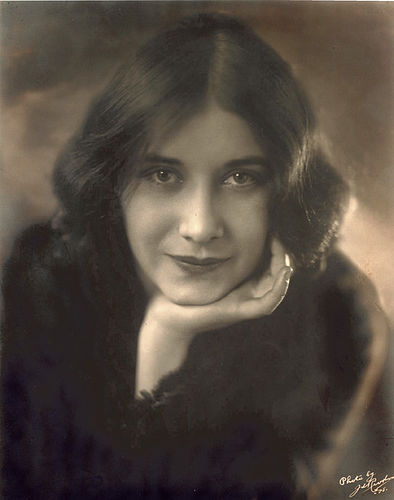 Lucille Kahn